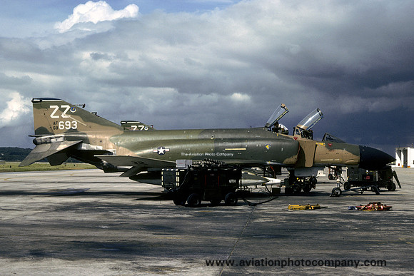 USAF 18 TFW 44 TSF McDonnell F-4D Phantom 66-7693/ZZ (1979)